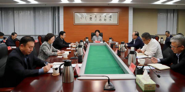 集思廣益 蓄勢聚力 奮楫篤行｜自治區(qū)黨委教育工委、教育廳黨組召開推進教育高質量發(fā)展務虛會