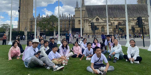 小倫敦國際營：激發(fā)孩子求學(xué)夢想之旅，探秘牛津圖書館